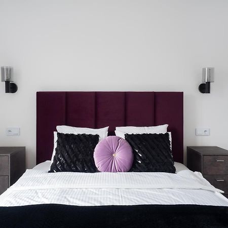 Szwedzka 22C Separate Bedroom Free Garage By Perfect Apart Варшава Экстерьер фото